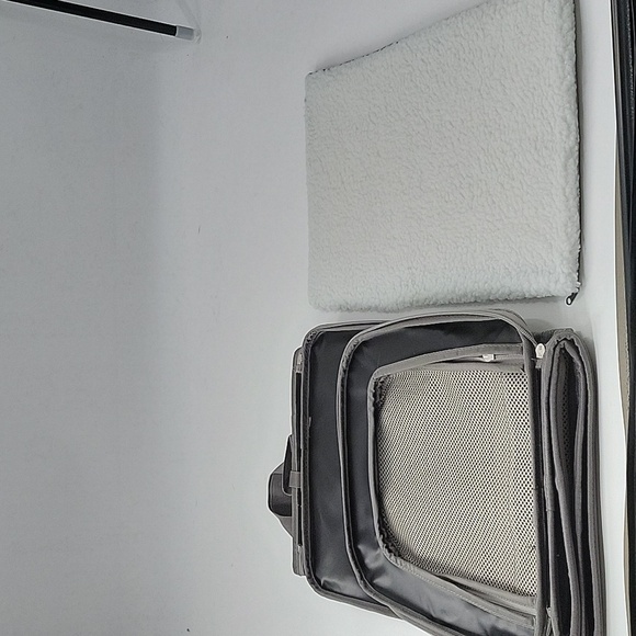 Pet Portable Carrier NWOT - Picture 6 of 16